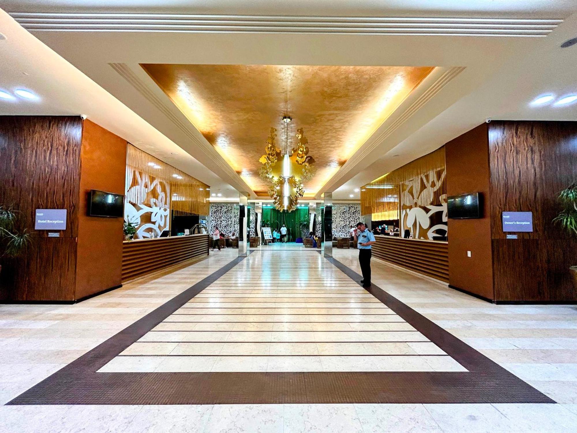 Royal Beach Premium Sunny Beach Exterior photo